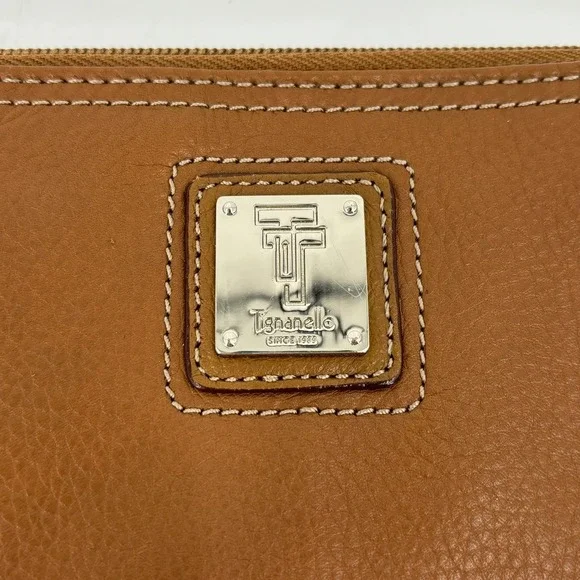 Tignanello Pebbled Leather Wallet Zip Around Coin Purse Credit Card Slots Brown - Picture 2 of 10